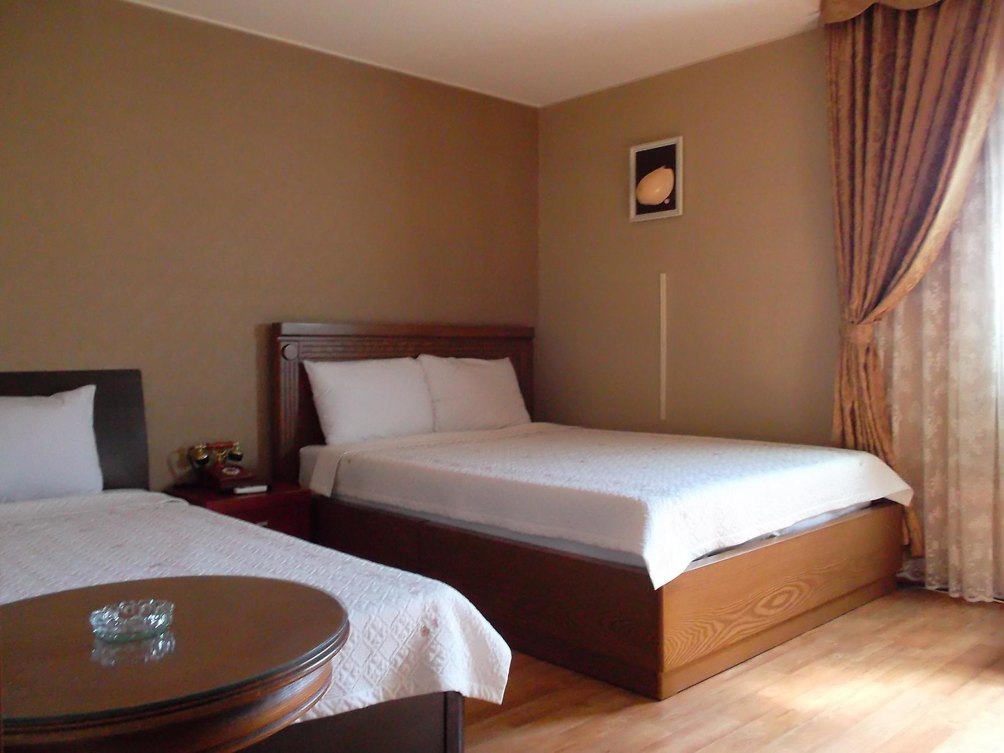 Monaco Hotel Чеджу Екстериор снимка