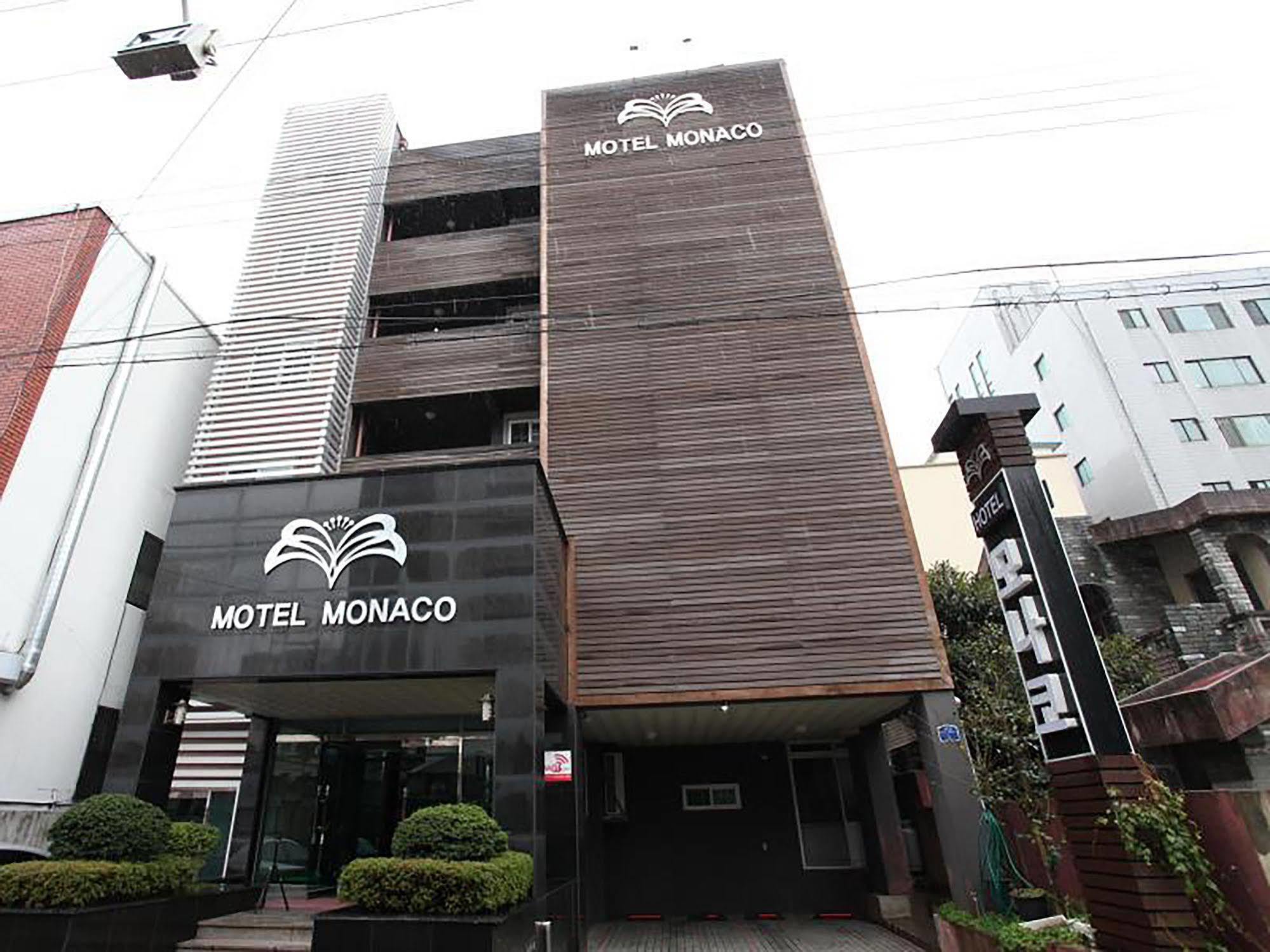 Monaco Hotel Чеджу Екстериор снимка