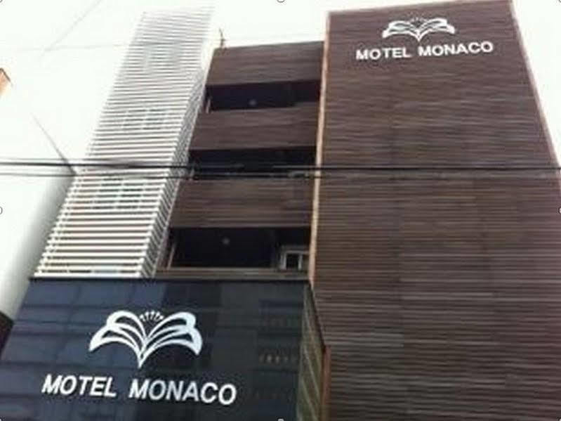 Monaco Hotel Чеджу Екстериор снимка